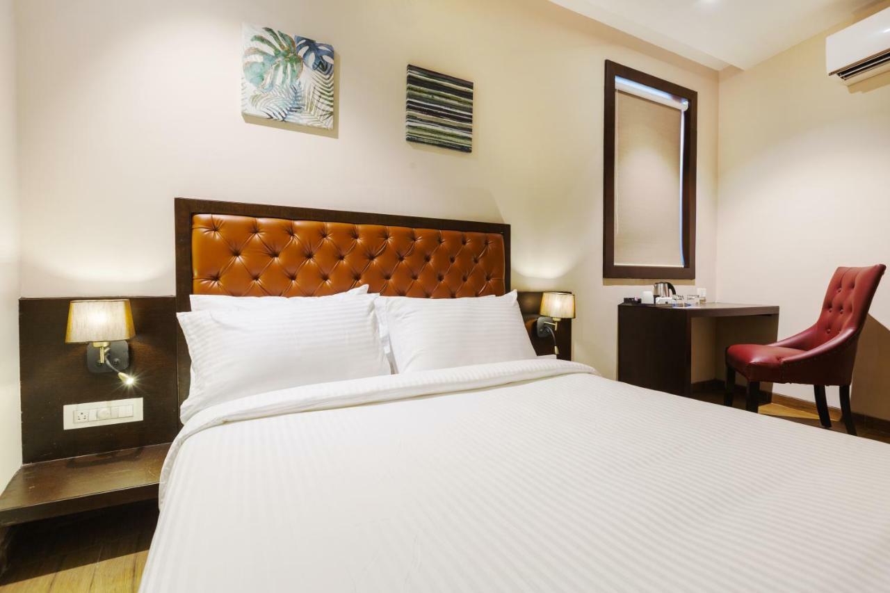 York Hotel Kochi Buitenkant foto